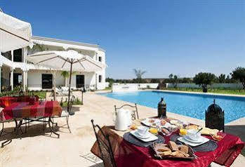 فندق مبيت وإفطار Agapanthe 3*